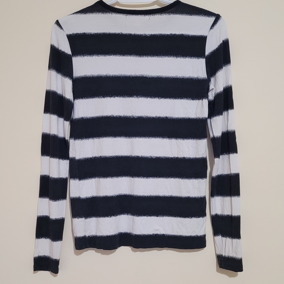 Michael Kors long sleeve. Size XS. Black and white stripes. - Picture 3 of 5